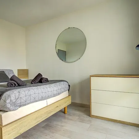 Apartament Le Verone Climatisation Terrasse Parking Prive