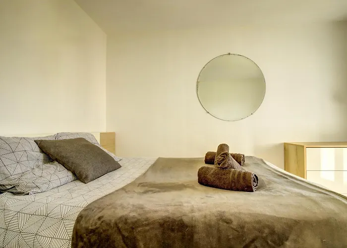 Le Vérone Climatisation Terrasse Parking Privé Apartamento *